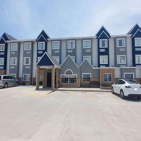 Microtel Inn & Suites By Wyndham Oklahoma City Airport Bethany Exterior foto